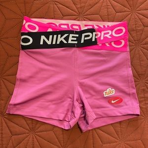Nike Pro Icon shorts - Size S